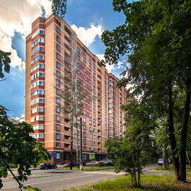Купить 1-комнатную квартиру с лоджией в ЖК «Зеленый Остров» в Москве и МО - изображение 3