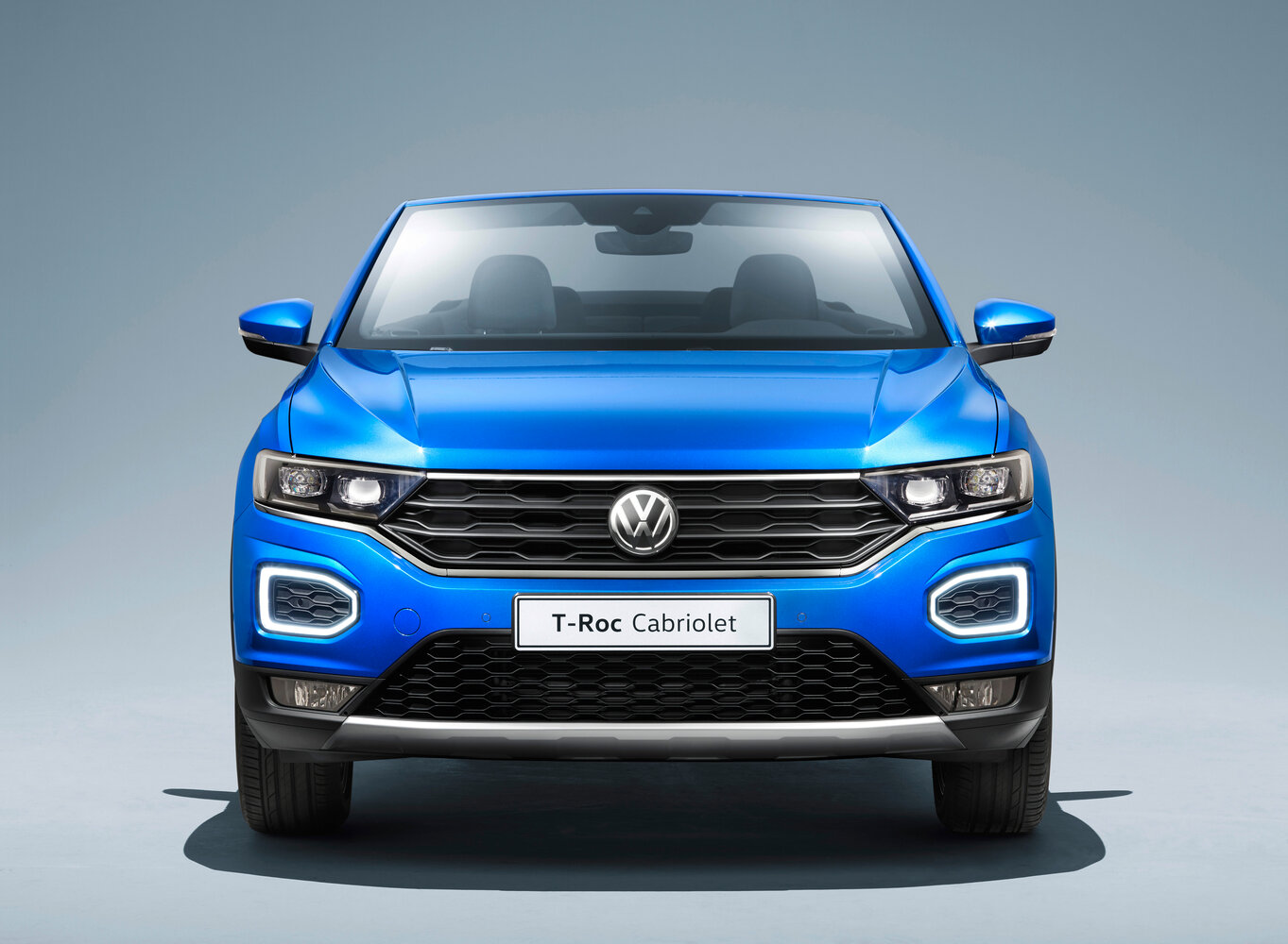 Volkswagen T-Roc, вид 3