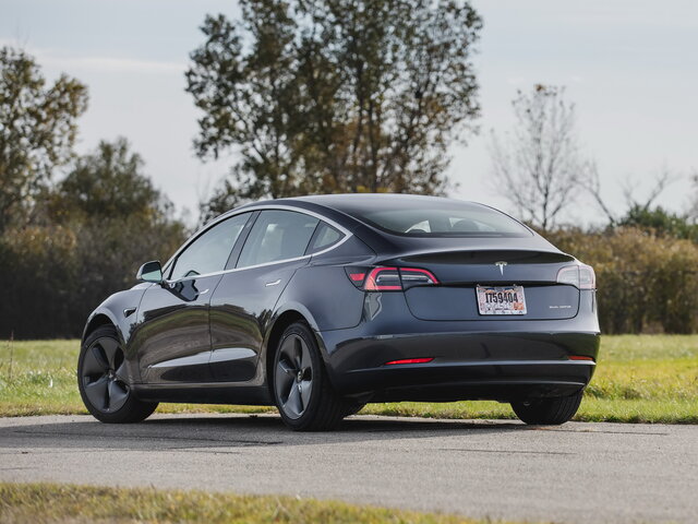 Tesla Model 3 1 поколение, Седан - технические характеристики ...