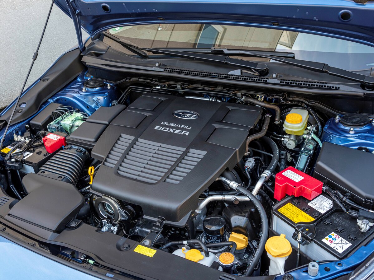 Subaru Impreza V Рестайлинг, Хэтчбек 5 дв.: фото поколения
