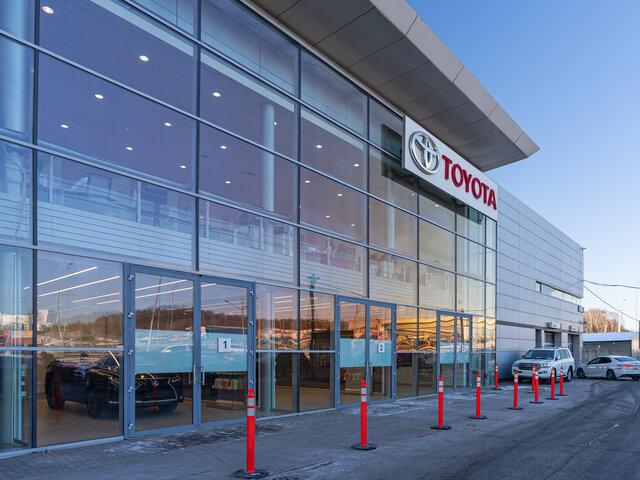 Профиль дилера РОЛЬФ Ясенево на Авто.ру