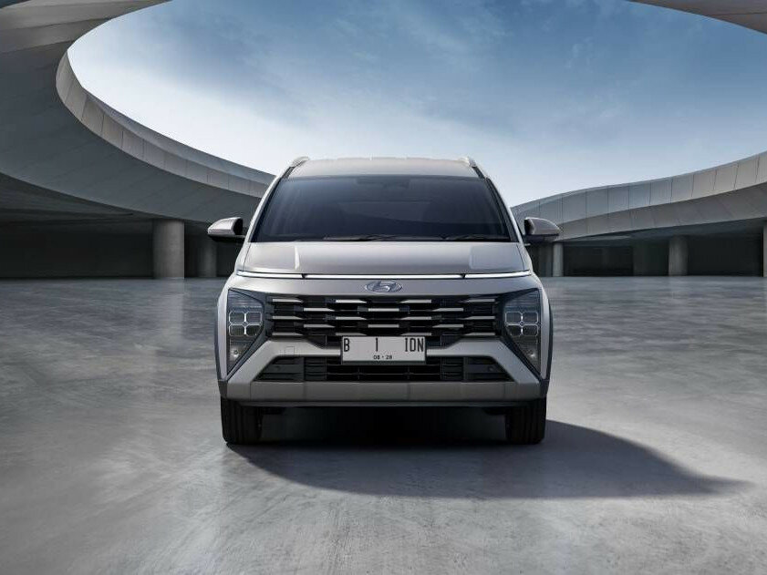 Hyundai Stargazer I, Компактвэн X: фото поколения