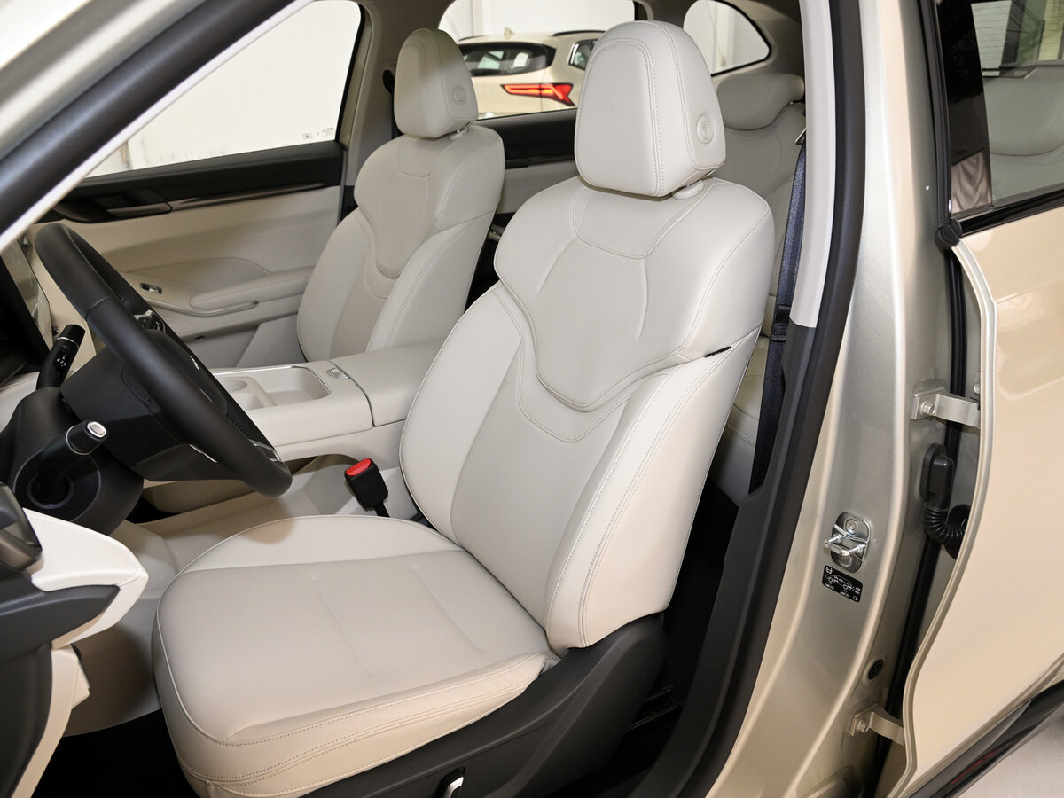Haval H6 III Рестайлинг, Внедорожник 5 дв.: фото поколения