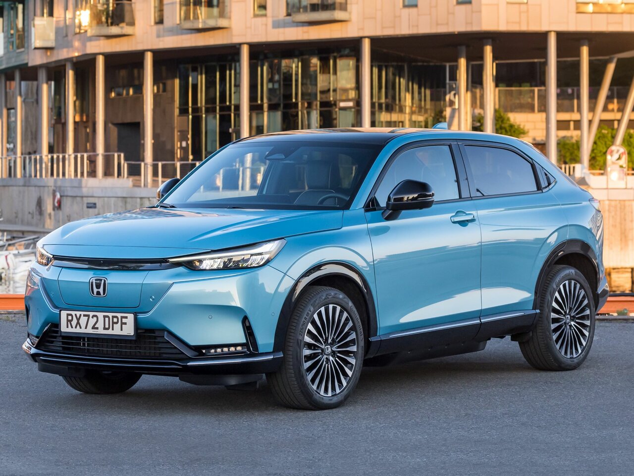 Объем топливного бака Хонда и:Эн-Вай один - Сколько литров бензобак у ...