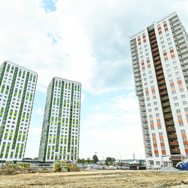 Ход строительства в ЖК «Южный сад» за Апрель — Июнь 2025 года, 1