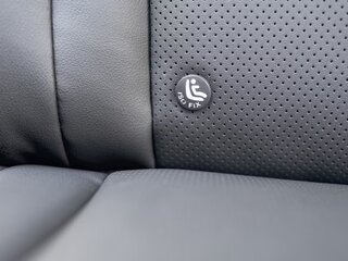 Система крепления детских кресел ISOFIX