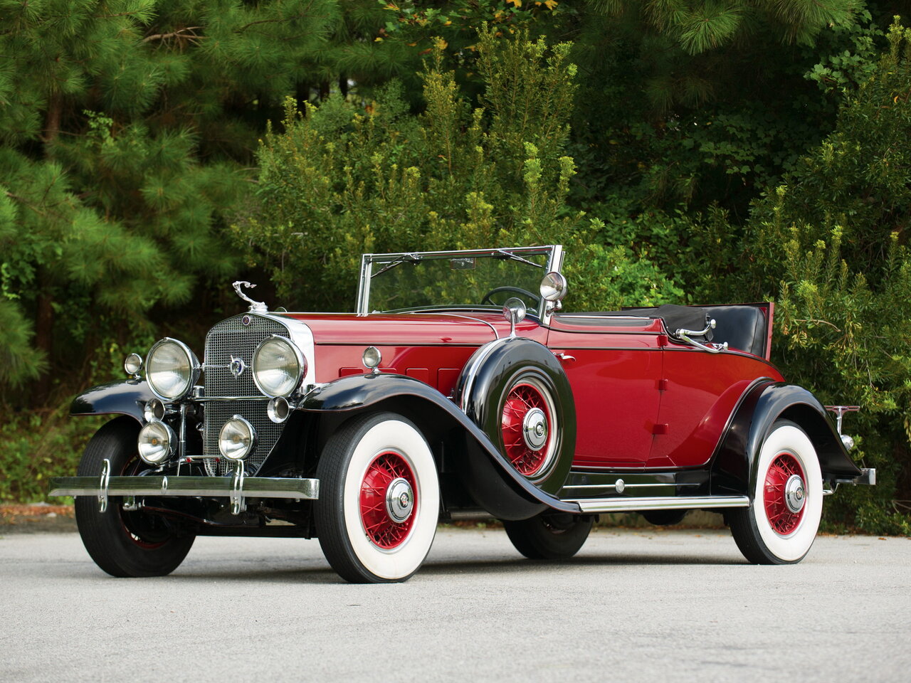 Cadillac V12 Основной вид