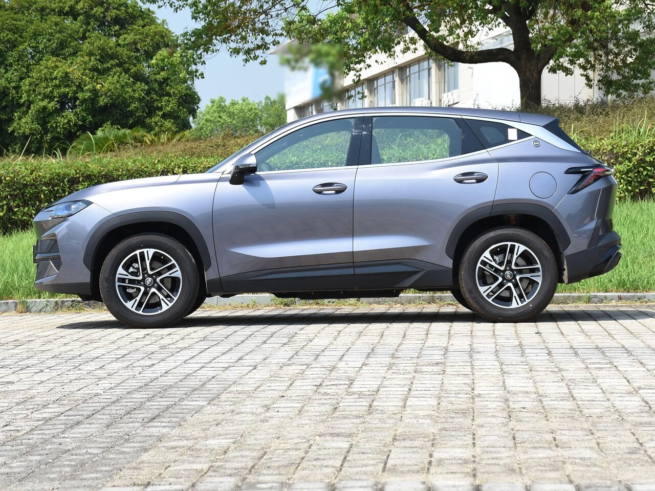 Сравнение JETOUR Shanhai L6 и Toyota Altezza по характеристикам ...