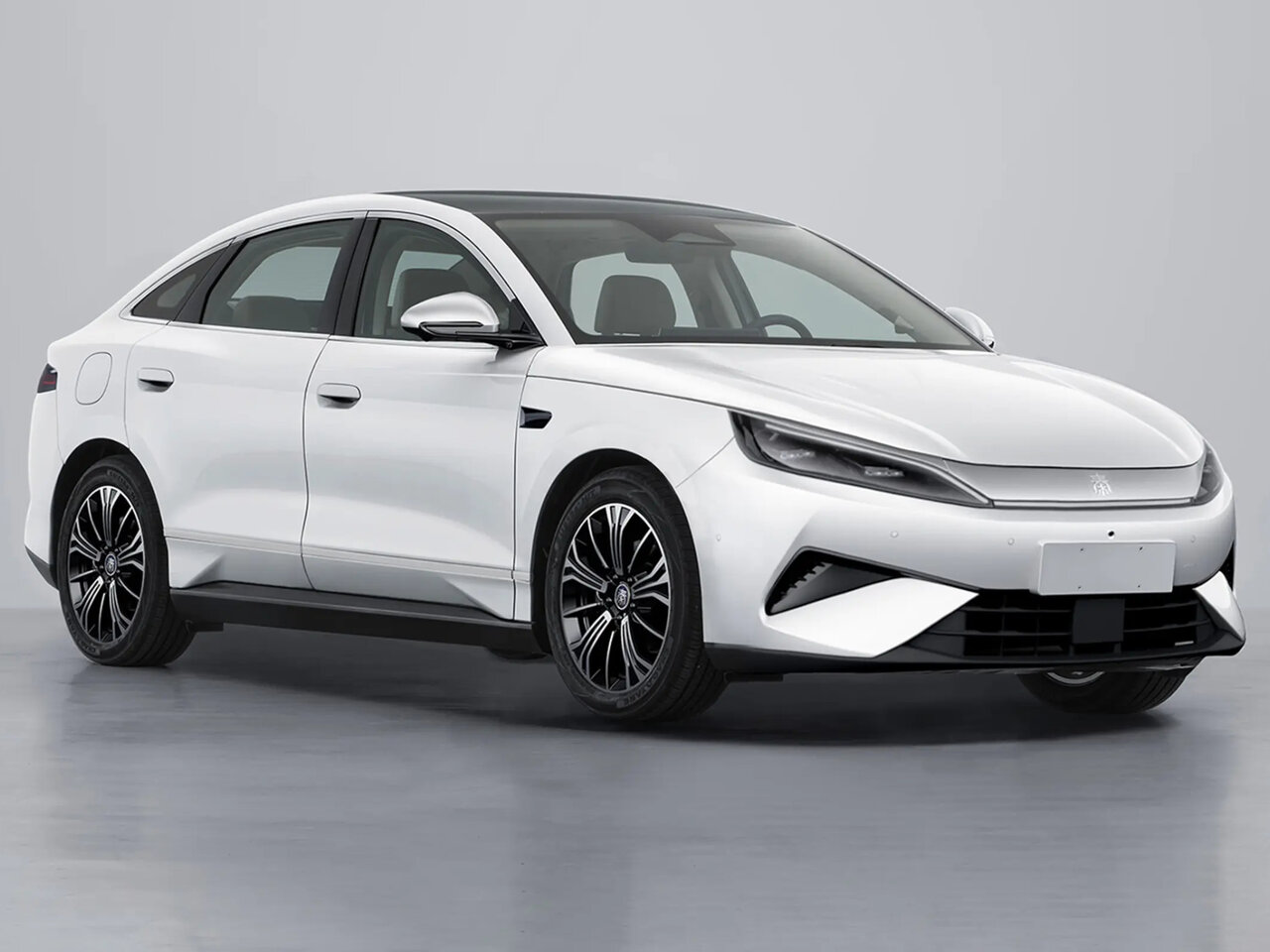 BYD Qin Max Основной вид