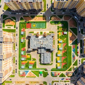 Купить квартиру с ремонтом в ЖК «Лукино-Варино» в Москве и МО - изображение 5