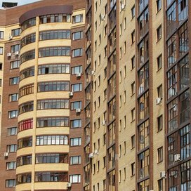 Купить 3-комнатную квартиру с ремонтом в ЖК «Центральный» в Тюмени - изображение 2