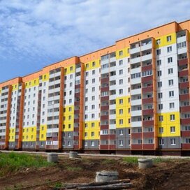 Купить 1-комнатную квартиру на вторичном рынке в новостройке в ЖК «147 мкр.» в Магнитогорске - изображение 1