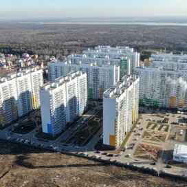 Купить трехкомнатную квартиру с большой кухней в ЖК «Грин Парк» в Воронеже - изображение 3