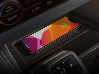 Беспроводная зарядка для смартфона