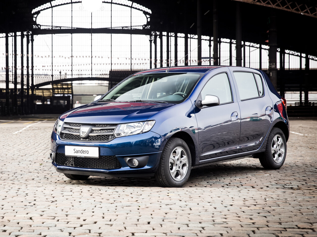 Dacia Sandero 2 поколение (2012 – 2016) - технические характеристики ...