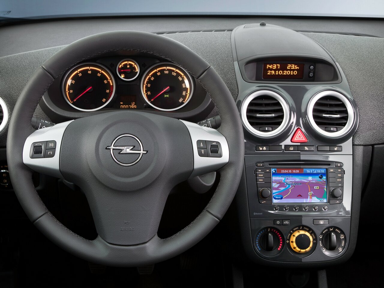 Opel Corsa 5d 2010 (Опель Корса хэтчбек) в Уфе и Башкирии. Описание, цены, харак