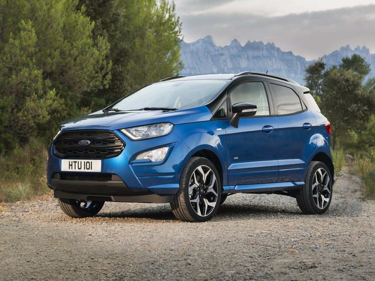 Ford EcoSport - технические характеристики, модельный ряд, комплектации ...