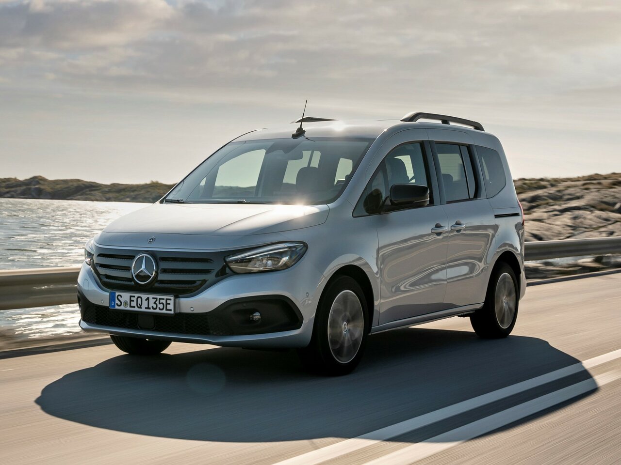 Mercedes Benz EQT 2023