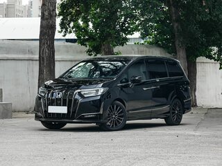 Honda Elysion II Рестайлинг 3