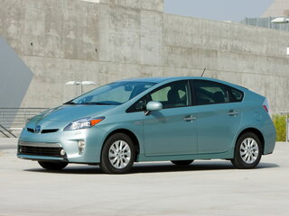 2012 Toyota Prius PHV ZVW35 III Рестайлинг (XW30), чёрный, 1580000 рублей, вид 1
