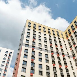 Купить квартиру с мебелью в ЖК «Цветочные Поляны» в Москве и МО - изображение 1