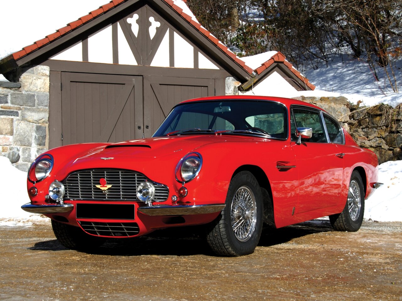 Aston Martin DB6 Основной вид
