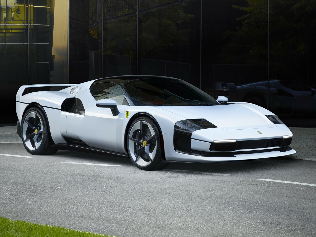 Ferrari SC40 Основной вид