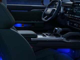 Атмосферная подсветка салона автомобиля