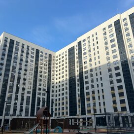 Купить 3-комнатную квартиру с ремонтом в ЖК «Яблоневые сады» в Воронеже - изображение 3