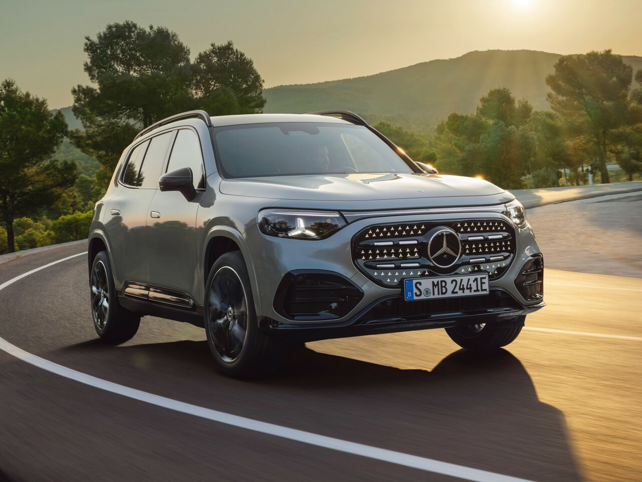 Mercedes-Benz GLB Основной вид