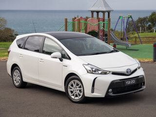 Toyota Prius Alpha I (ZVW40/41) Рестайлинг