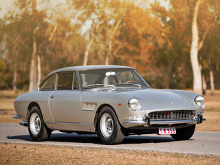 Ferrari 330 GT 2+2 Series II
