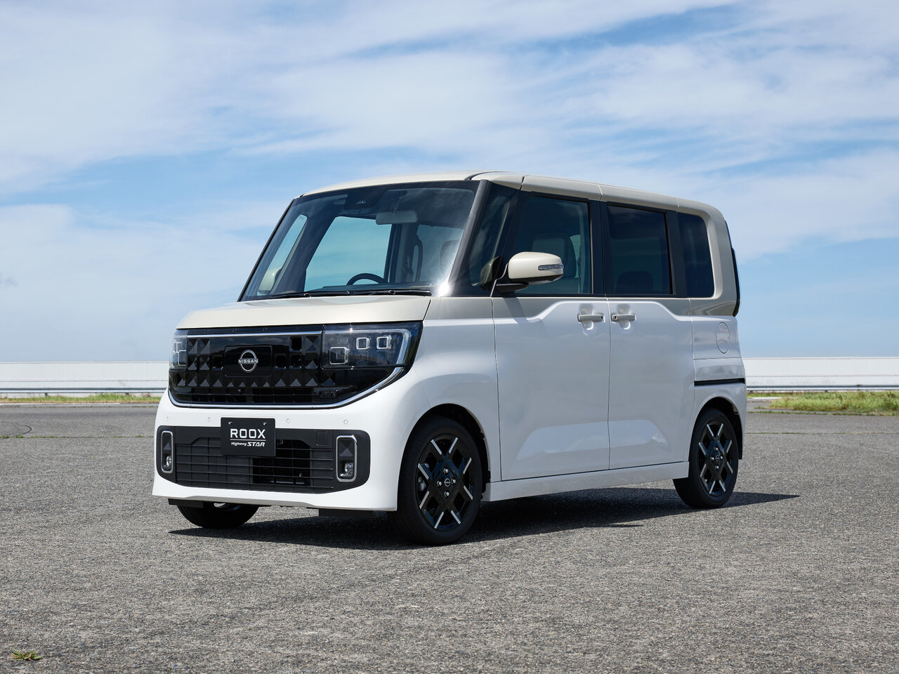 Nissan Roox Основной вид