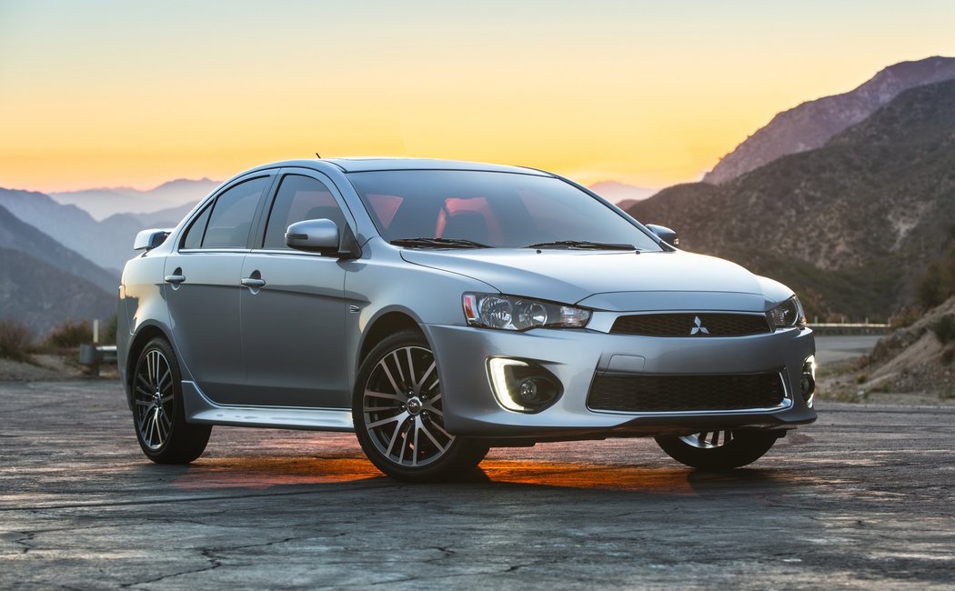 Ескі жезөкшелердің үйдегі фотосуреттері