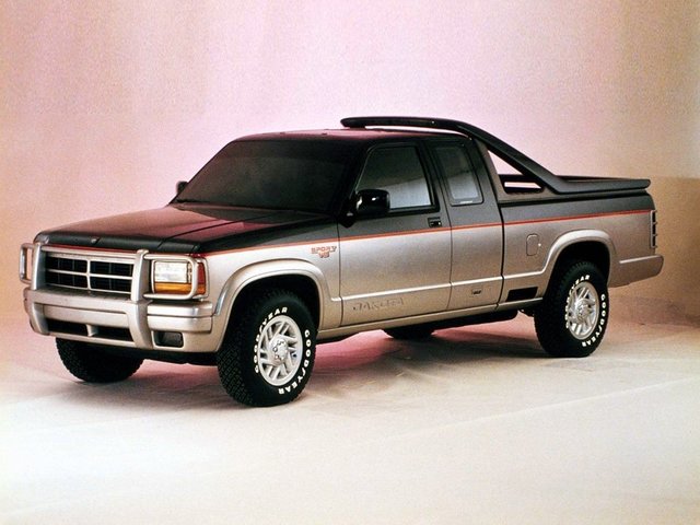 Dodge Dakota -            