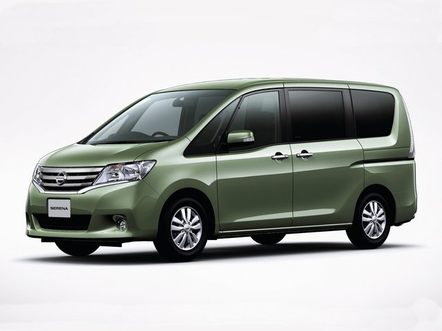 Nissan serena iv