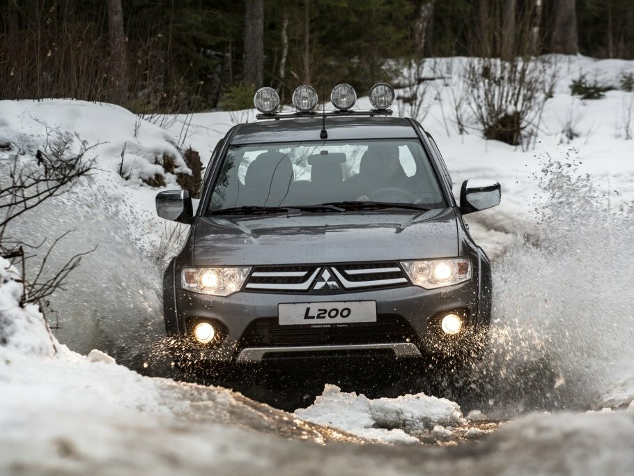 Mitsubishi L200 IV Рестайлинг, Пикап Двойная кабина: фото поколения