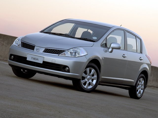 nissan tiida c11