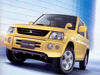 2005 Mitsubishi Pajero Mini II, белый, 350000 рублей, вид 1