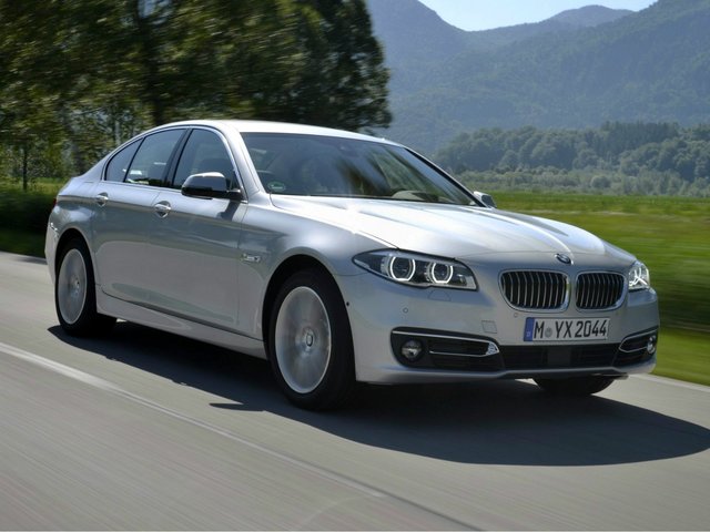 BMW 5  -            5 
