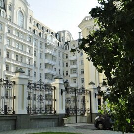 Купить 4-комнатную квартиру в ЖК «Opera House» в Москве и МО - изображение 1