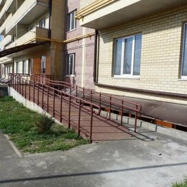Купить 2-комнатную квартиру без ремонта в ЖК «Ярославский» в Горячем Ключе - изображение 3