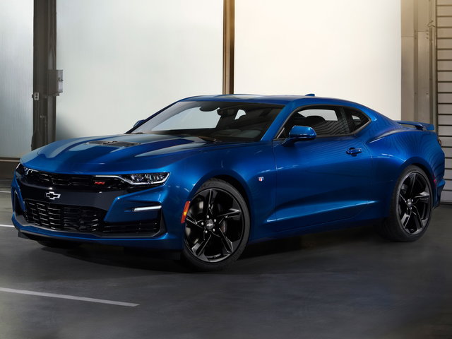 Купить б/у Chevrolet Camaro VI Рестайлинг 2.0 AT (275 л.с.) бензин автомат  в Грозном: серый Шевроле Камаро VI Рестайлинг купе 2019 года по цене 3 100  000 рублей на Авто.ру