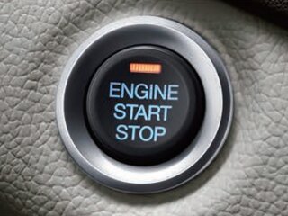 Безключевой доступ и запуск двигателя с кнопки (Keyless access/start-stop button)