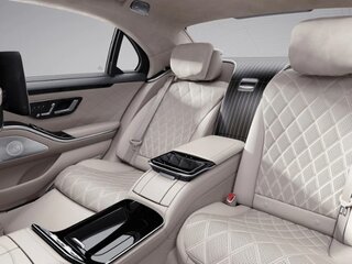 Задняя часть салона в исполнении First-Class