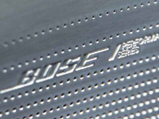 Премиальная аудиосистема Bose Performance Series с 13-ю динамиками