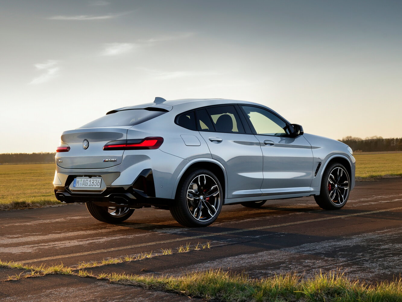BMW X4, вид 3