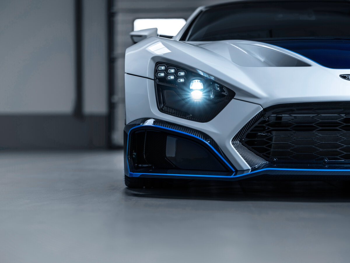 Zenvo TSR-S, Купе: фото поколения