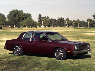 Oldsmobile Omega