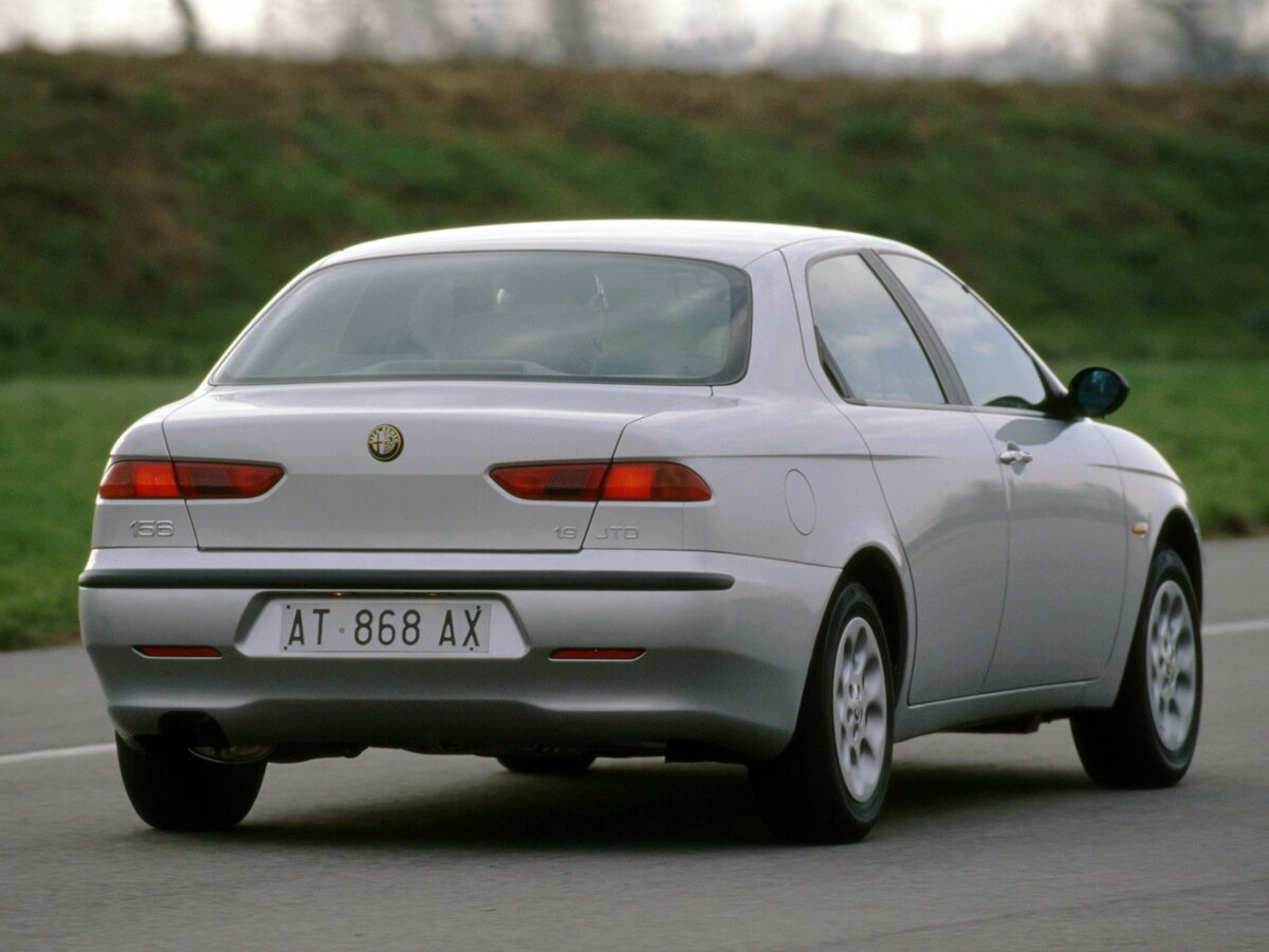 Alfa Romeo 156 I, Седан: фото поколения